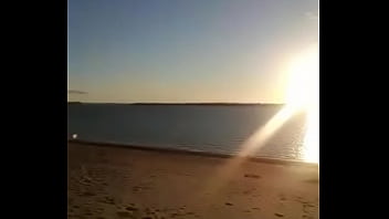 Preview 2 of Phim Dai Xnxx Phu De - Chica en la playa