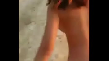 Preview 1 of Xxx77 - Argentina desnuda en la playa y perro le roba la tanga 2