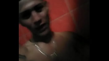 Preview 4 of Sex Nrw - Hetero enga&ntilde_ado casero