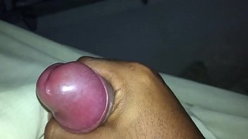 Preview 2 of Big Cock Anal Cam - Mostrando a Madeira pra a amiga trans