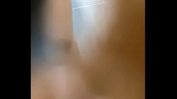 Preview 2 of Live Anal Cam - Espiando Delicias Tomando Banho 5 - Spy Showers 5