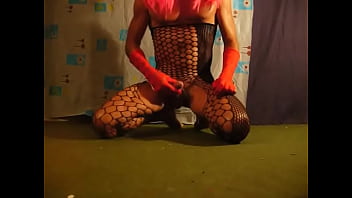 Preview 1 of Mulheres Nua Presas Na Gaiola9 - cum on stockings