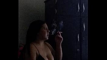 Preview 4 of Japan Mom Free - TETONA FUMANDO