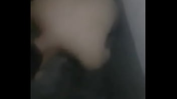 Preview 1 of Xxx Poslje - Thủ d&acirc_m trong nh&agrave_ vệ sinh