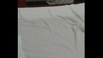 Preview 1 of Real Spycam Seduce - Dando pro ativo coroa
