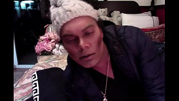 Preview 3 of Russian Momnan - Copied Edge