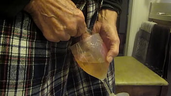 Preview 2 of Xxxgx Deshi Pakitan - Sunday Pissing Fun