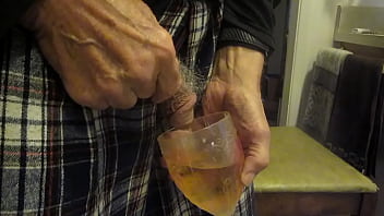 Preview 3 of Xxxgx Deshi Pakitan - Sunday Pissing Fun