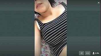 Preview 2 of 13yali Ermeni Qzlari Calir - Periscope Cam Teen girl show pussy