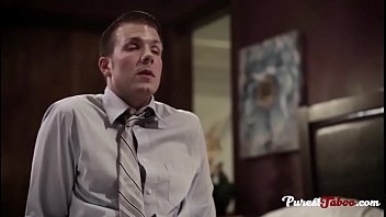 Preview 2 of Nigga Rap - Open house- Realtor needs your pussy not a cheque