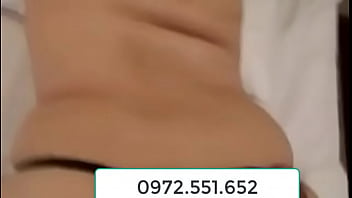 Preview 3 of Turkish Teens Kiss And Cuddle - cung em vao 1 ngay mua gio