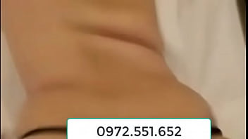 Preview 4 of Turkish Teens Kiss And Cuddle - cung em vao 1 ngay mua gio
