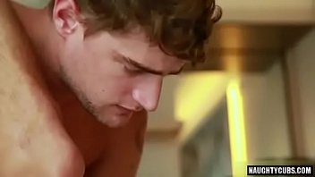 Preview 4 of Brother Sex Maniak - dos amigos gay se follan