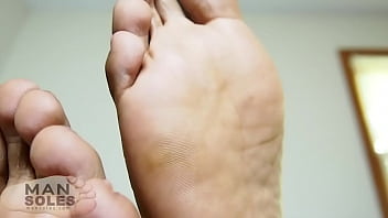 Preview 4 of 19 Year Old Pinay Walker - CloseUp Male Soles