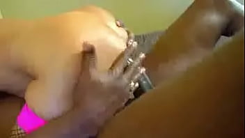 Preview 4 of Milf Andr Boy - Novinha levando rola grande