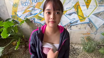 Preview 1 of Mom Son Dick - 「青姦してみたい&hellip_」彼氏に外でえっちしてみたいって言われて人通りが少ない場所で彼女に腰を振る彼氏。
