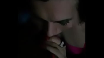 Preview 1 of Cum Leggings - Chupando rico a mi amigo