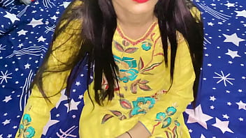 Preview 1 of Hot Sex Mature - Punjabi aunty came to my hostel room and got naked after seeing my cock and said fuck me with a big cock