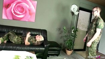 Preview 1 of Algerwwwxxx Alg Rie - German Mature - BUNDESWEHR MILF fickt JUNGSPUND in der Kaserne ohne Kondom