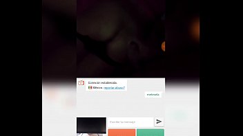 Preview 4 of Hot Lesbo Dance - Se viene en el culo de su esposa al verme las tetas