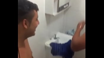 Preview 1 of Aggressive Creampie - Casal gay no fraga