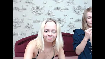 Preview 3 of Araob Porn - BuzzingBirdz Linda Cute Blonde Lesbian