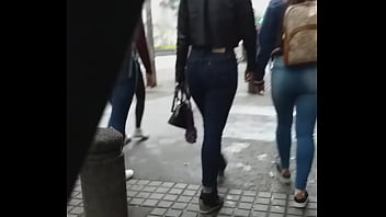 Preview 2 of Chanel Shortcake Megan Holly - j. en jeans