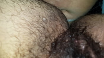Preview 2 of Xxxc Bp Vedios - Mi mujer peluda 5