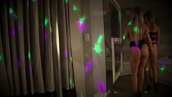 Preview 4 of Harmony Reigns Big Ass Fucked - G&ecirc_meas te convida