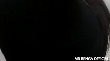 Preview 1 of Bur Far Xxx Sexy Com - vagina molhada dessa rabuda gigante