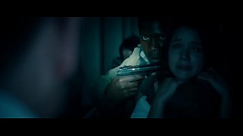 Preview 3 of Hlpless - Uma noite de crime com buceta