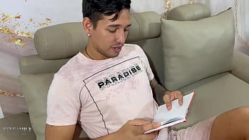 Preview 1 of Dog Xxx Gril - Encuentro el diario de mi peque&ntilde_a hermanastra y descubro todos los secretos sexuales que ella escribe de mi.
