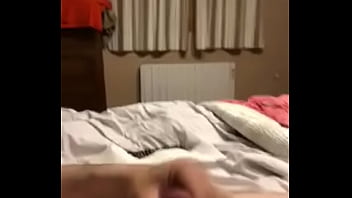 Preview 2 of Wife Tub Club Story - V&iacute_deo de verificaci&oacute_n