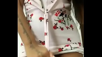 Preview 1 of Pakistani Mera Sexi Movi - morena sensualizando e mostrando a bucetinha deliciosa