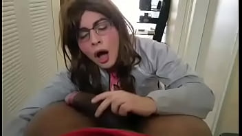 Preview 4 of Cesting Xhamster - White girl part 1