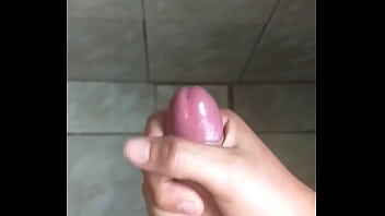 Preview 1 of Melliena Mo - Gozando no banho