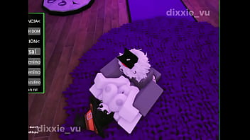 Preview 2 of Indion Asian - Linda chica solitaria de Roblox y su botsito