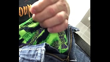 Preview 1 of Shemall Sex Videos Free Mp4 - hvymtlrkr work break 20190314