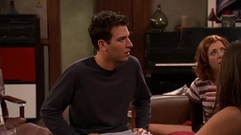 Preview 4 of Spanish Mother Son Full Movies - HIMYM - S01E10 &quot_The Pineapple Incident&quot_ PT-BR