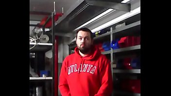 Preview 1 of Yugga Poren - Masturbation at work