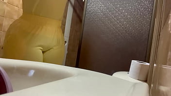 Preview 1 of Alexis Texas Jenna - Camara de ba&ntilde_o chica enfermera SEXY