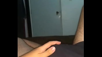 Preview 2 of Comic Dubs - Mi amigo me manda video mientras habla con su novia