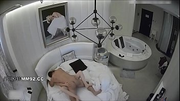 Preview 4 of Public Clothed Orgasm - 撒谎说加班的气质长发美少妇宾馆私会体格健壮的情夫阴毛浓密一看就是欲求不满被干了3炮尖叫声不断