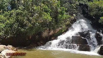 Preview 1 of Goldporntube Com - BOQUETE NA CACHOEIRA - NAMORADA CHUPA GOSTOSO