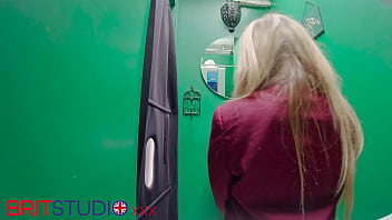Preview 2 of Urut Perempuam - Gloryhole: Teen Student Sucks Cock