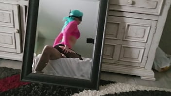 Preview 3 of Mom Dp By Two Big White Cocks - Girlfriend giving blowjob on knees homemade