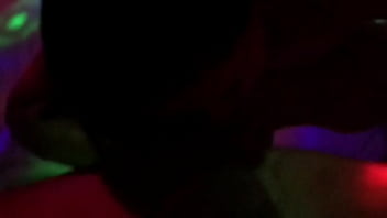 Preview 2 of Chinese House Mom Sex House Boy - Beijo grego de casada safada