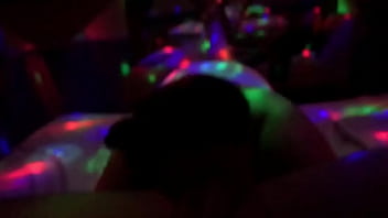 Preview 1 of Chinese House Mom Sex House Boy - Beijo grego de casada safada