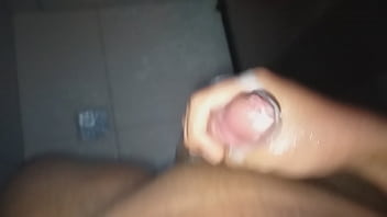 Preview 4 of Saare Del - Batendo uma no banheiro