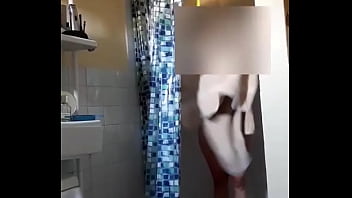 Preview 3 of Sexe Gtatuit - Ang&eacute_lica Posada en el ba&ntilde_o